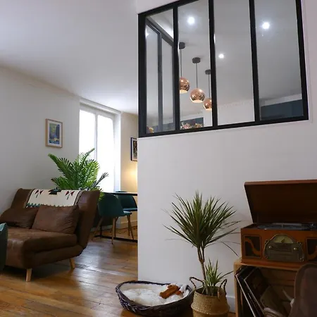 דירה Cosy Magical Flat פריז